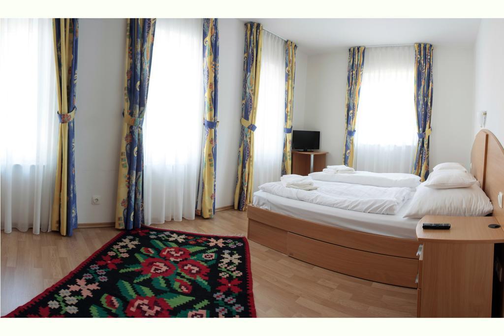 Amore Apartman Daire Siofok Dış mekan fotoğraf